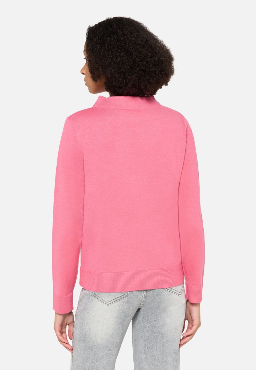 Eleganter Strickpullover mit Stehkragen
