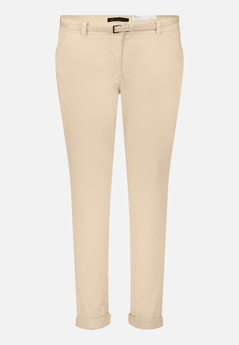Relaxed Fit Chino mit Gürtel