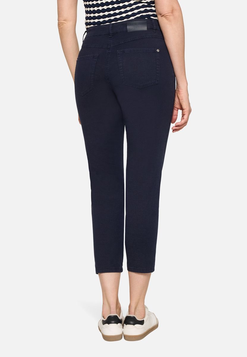 Bequeme verkürzte Low-Waist Hose