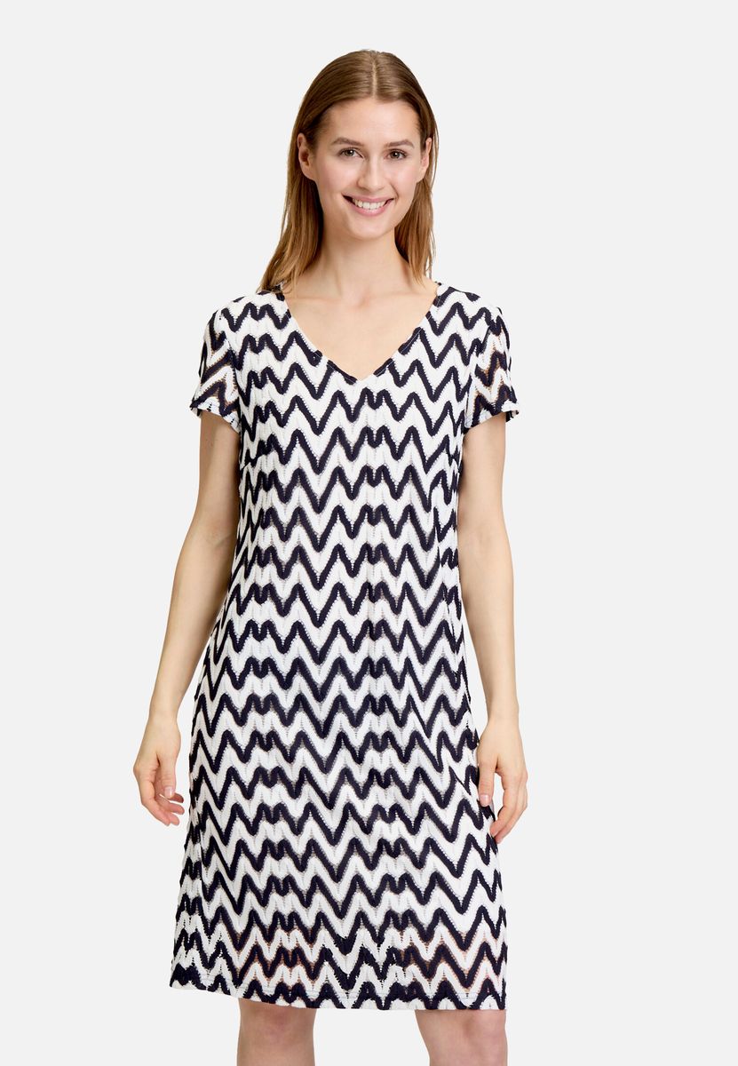 Mini-Sommerkleid mit Zickzack-Muster