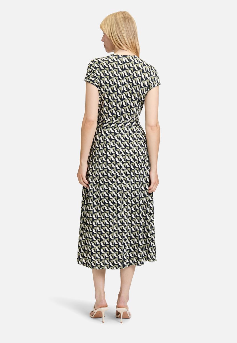 Geometrisches Midikleid mit V-Ausschnitt