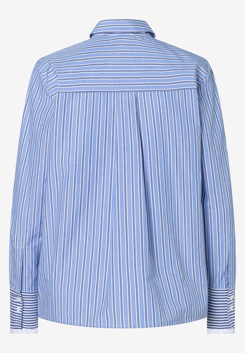 Klassische gestreifte Hemdbluse