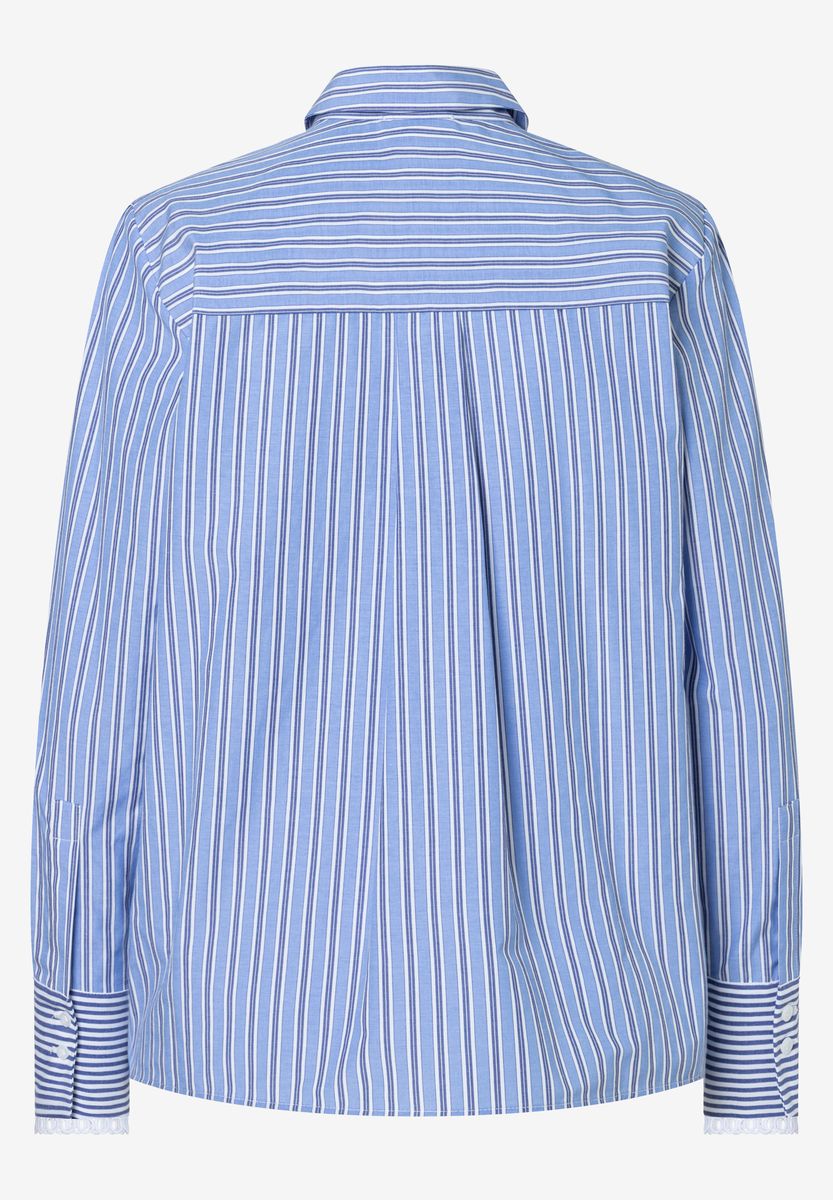 Klassische gestreifte Hemdbluse
