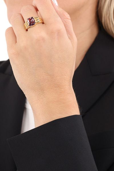 Massiver gerippter Ring mit Zirkonia