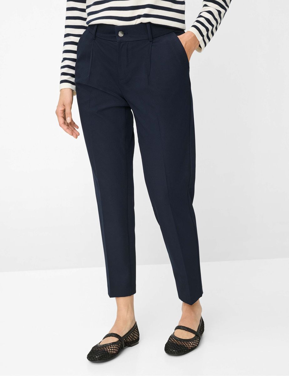 Elegante Tapered Flat-Front Hose