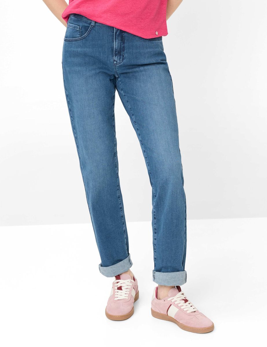 Straight-Leg-Jeans im Feminine Fit