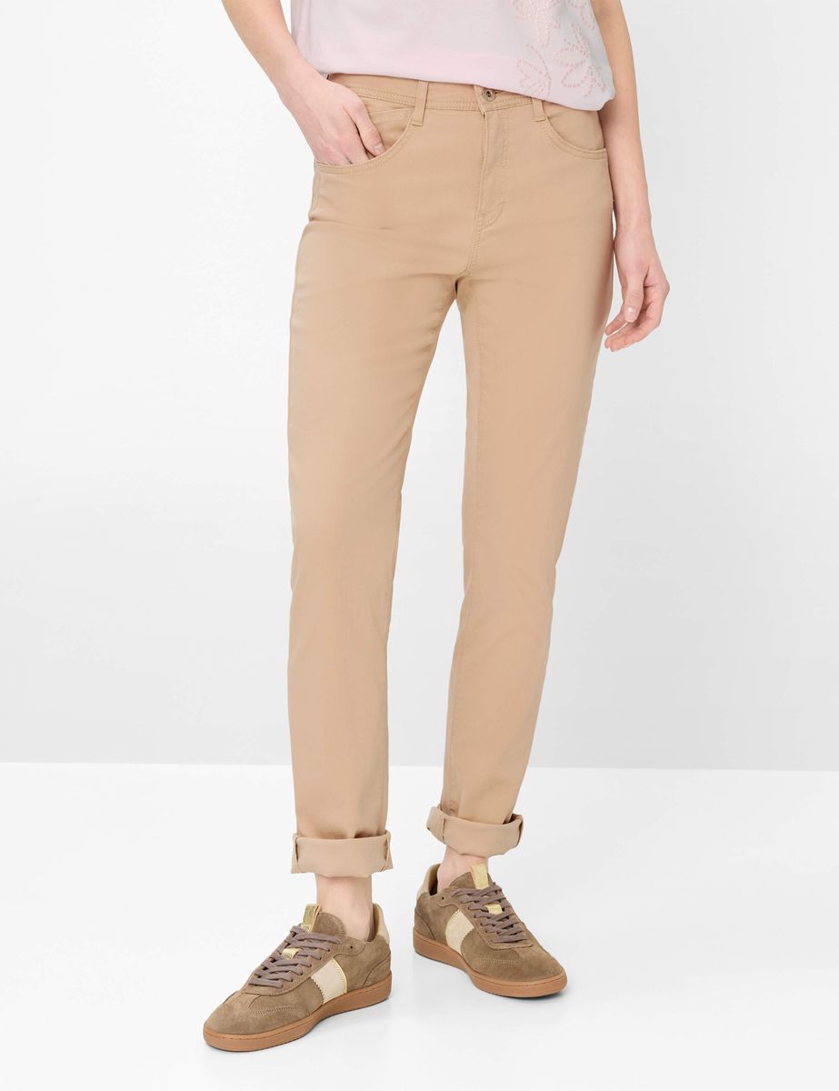 Zeitlose Slim-Straight Five-Pocket-Hose