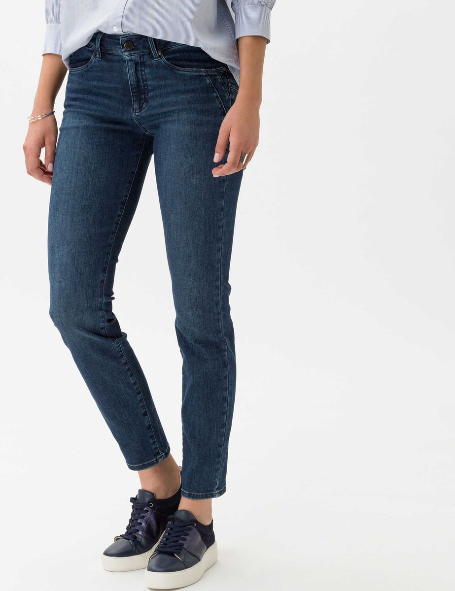 Schmal geschnittene Röhrenjeans mit Stretch