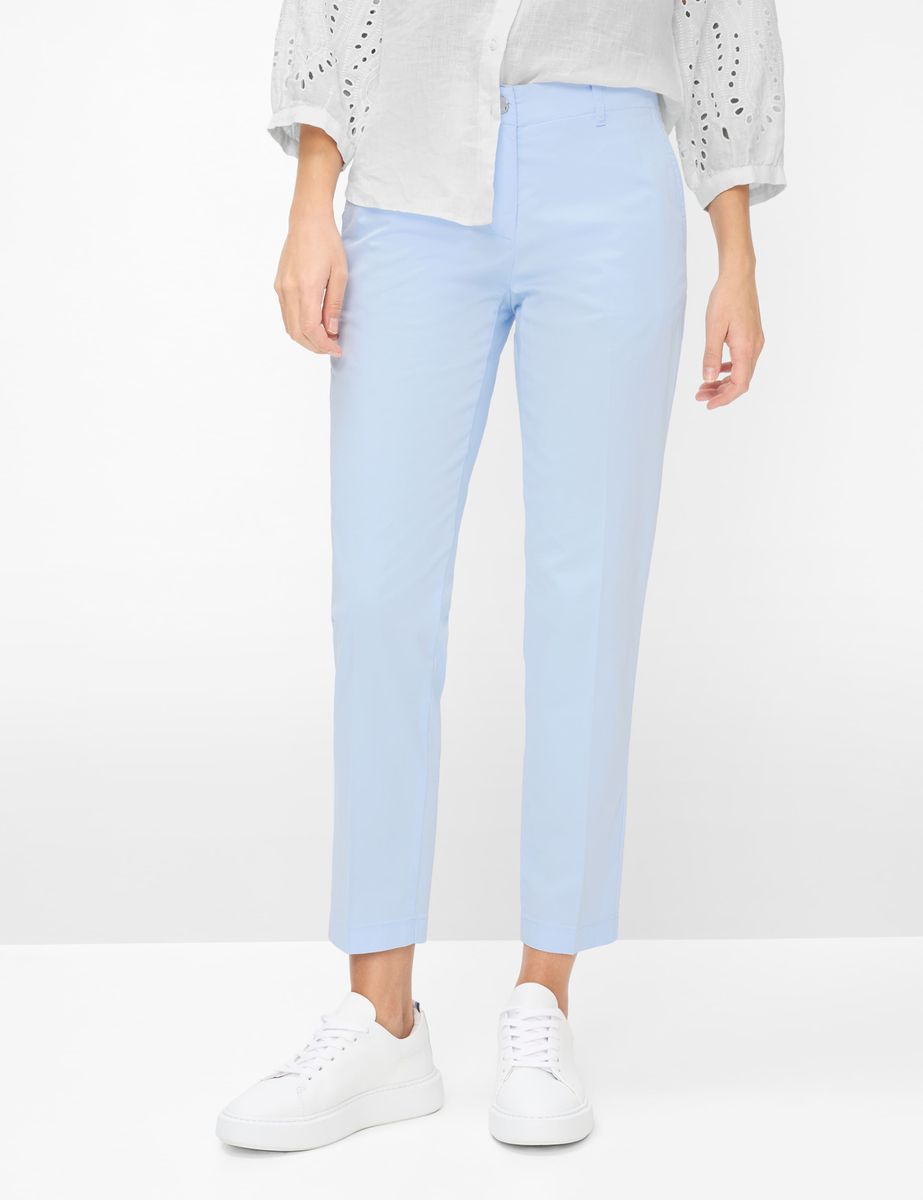 Klassische Leichte Chino im Regular Fit