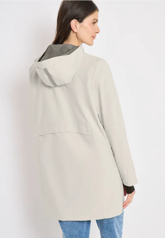 Leichter Softshell-Parka mit Kapuze
