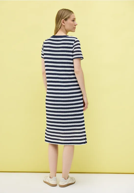 Gestreiftes Ajour-Strickkleid Midi
