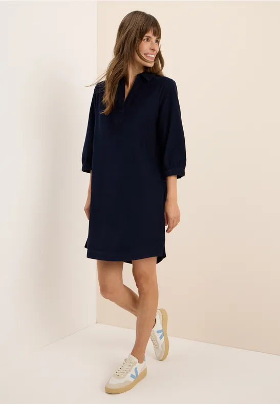Cordkleid mit Split-Neck Ausschnitt
