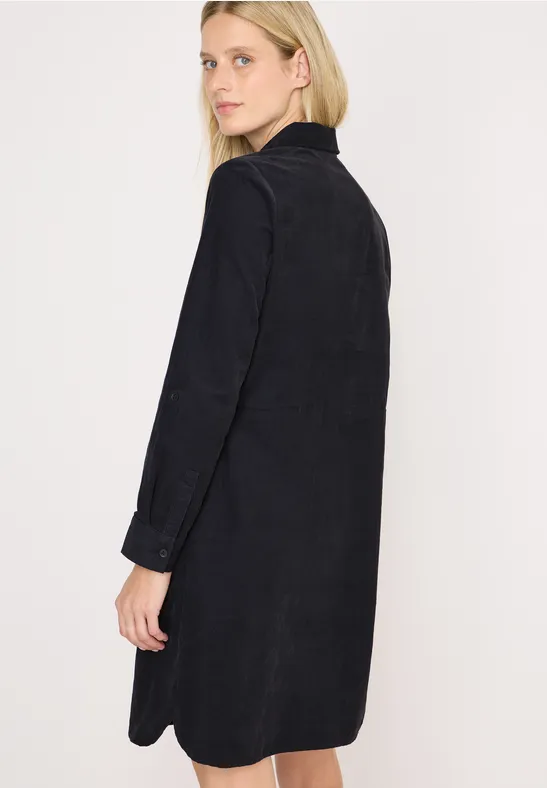 Lässiges Cordkleid im Hemdblusenstil