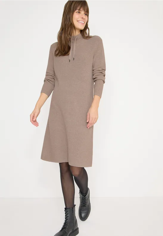 Rippstrick-Kleid mit Stehkragen