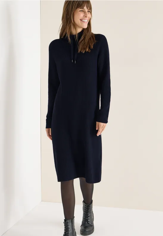 Rippstrick-Kleid mit Tunnelzug
