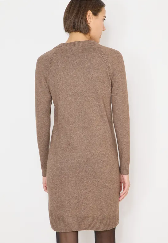 Weiches Raglan-Strickkleid