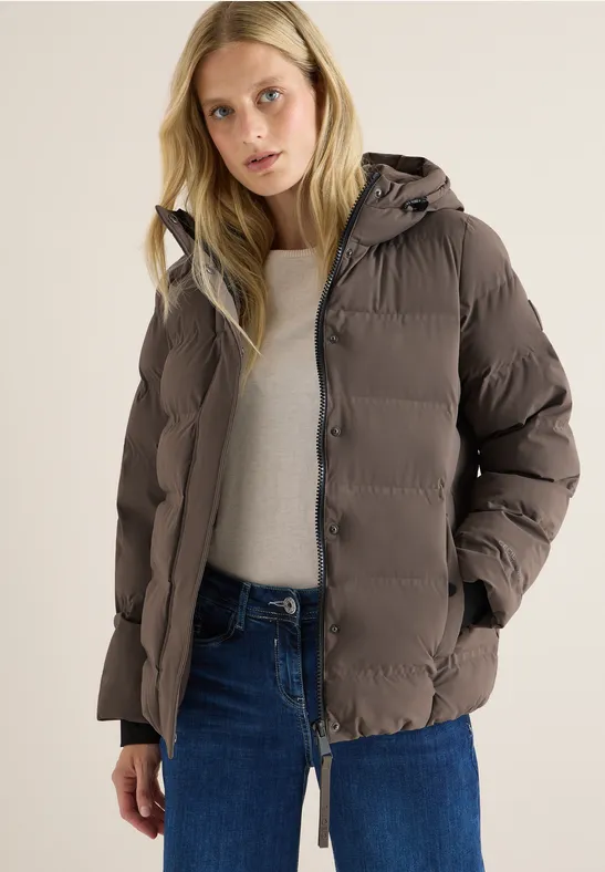 Sportliche Steppjacke mit Kapuze