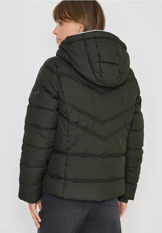 Gefütterte Steppjacke mit Chevron-Muster