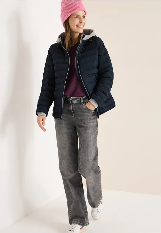 Funktionale Gesteppte Kapuzenjacke im Welded-Look