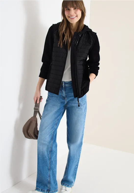 Hybridjacke mit Steppfront und Kapuze