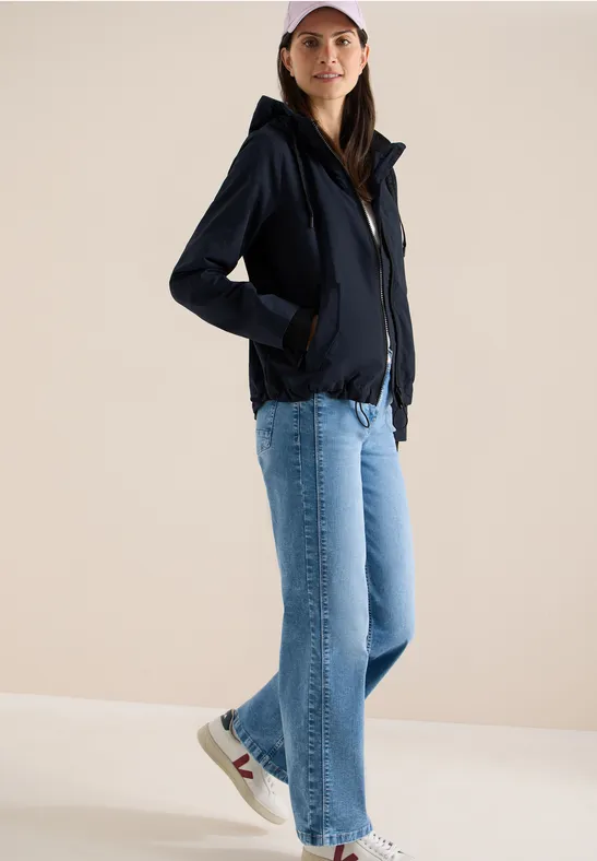 Sportive Kapuzenjacke mit Soft-Touch