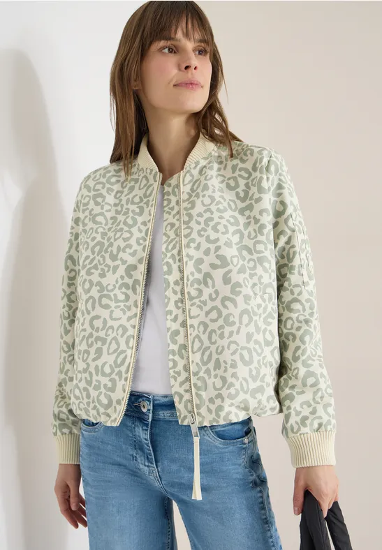 Leichte Bomberjacke mit Leopardenmuster