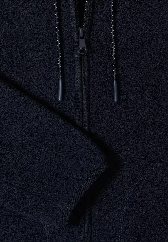 Weiche Fleecejacke mit Kapuze