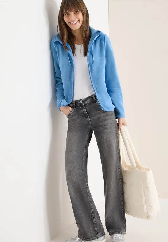 Weiche Fleecejacke mit Kapuze