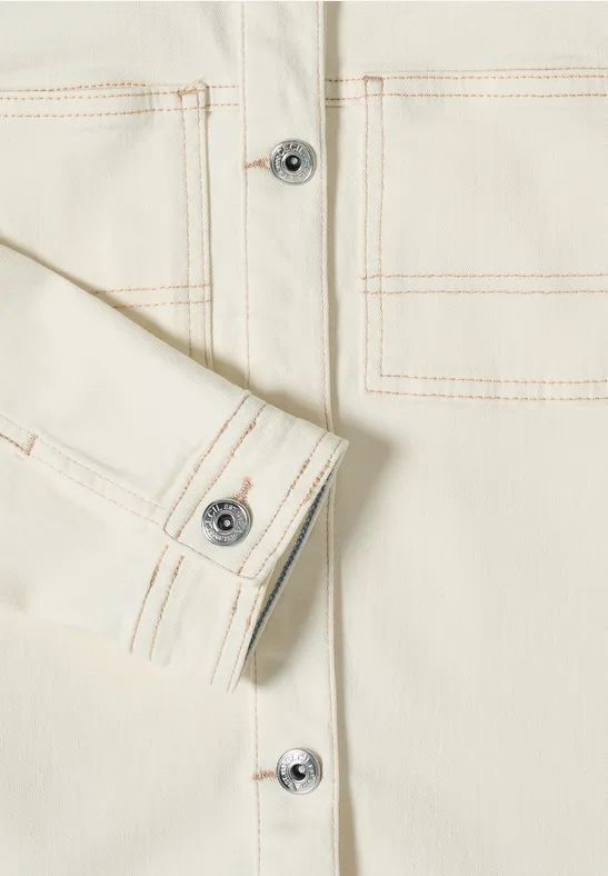Kurze Denimjacke in Ecru