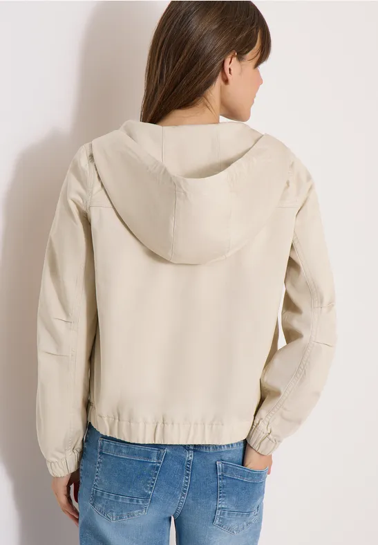Leichte Kapuzenjacke mit Reißverschluss