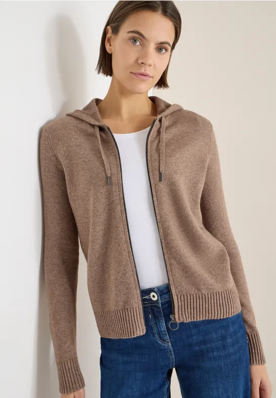 Gemütlicher Strick-Cardigan mit Kapuze