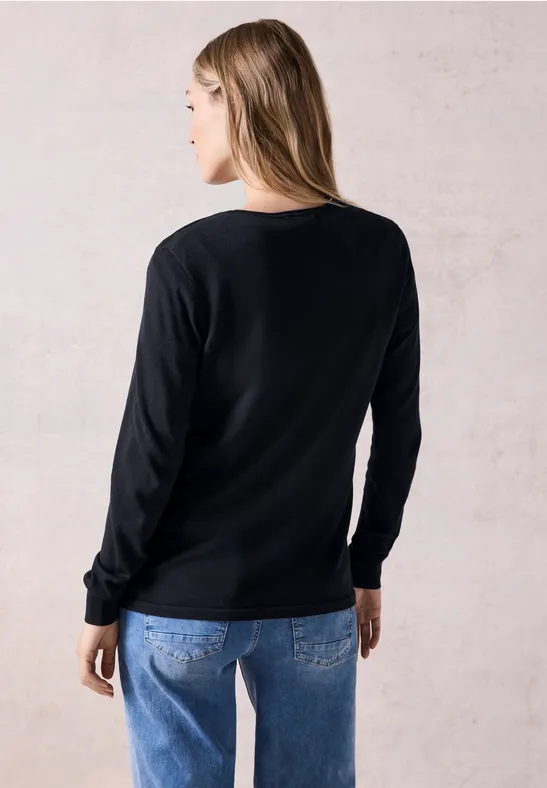 Feinstrickpullover mit Rundhalsausschnitt
