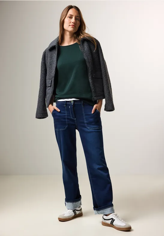 Feinstrickpullover mit Rundhalsausschnitt