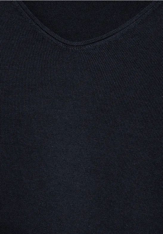 Feinstrickpullover mit V-Ausschnitt