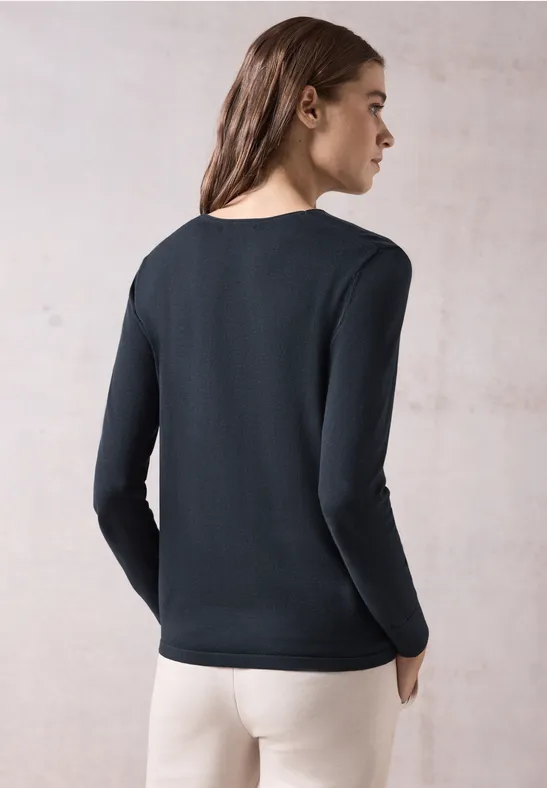 Feinstrickpullover mit V-Ausschnitt
