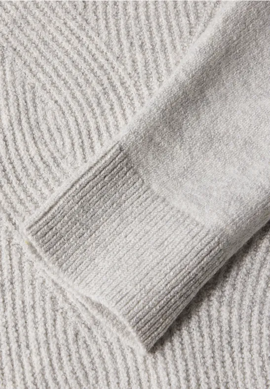 Strukturierter Rundhals-Strickpullover