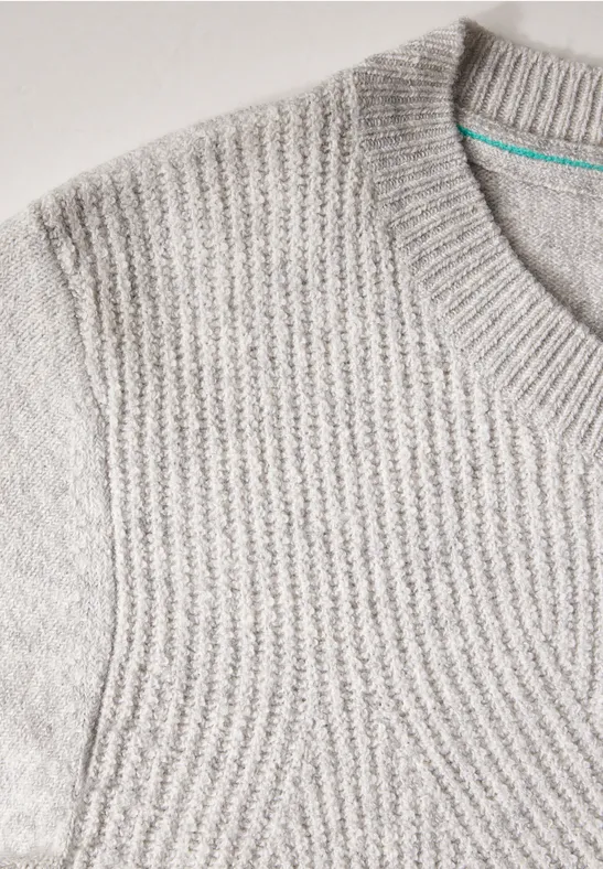 Strukturierter Rundhals-Strickpullover