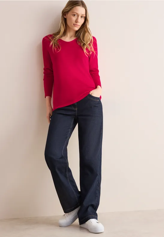 Weicher Feinstrick-Pullover mit V-Ausschnitt