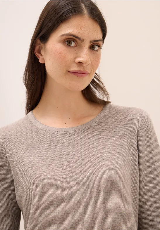 Strukturierter Rundhals-Strickpullover