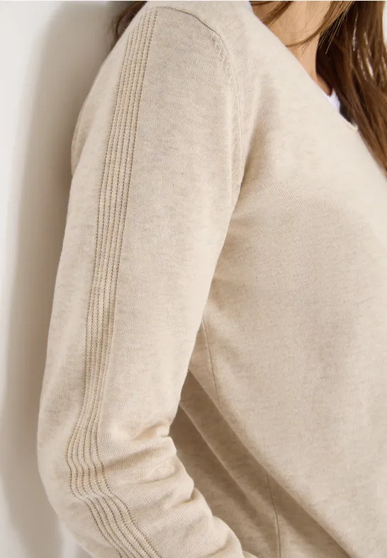 Feinstrick-Pullover mit Rundhalsausschnitt