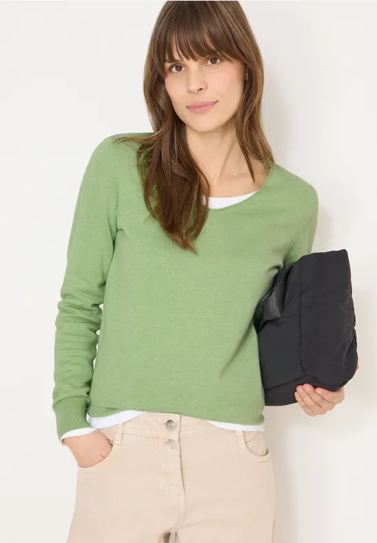 Essenzieller Strickpullover mit V-Ausschnitt