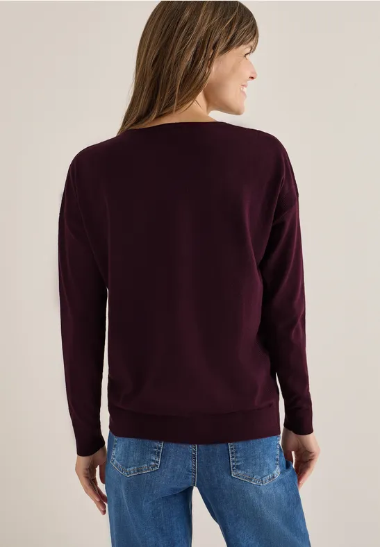 Feinstrickpullover mit U-Boot-Ausschnitt