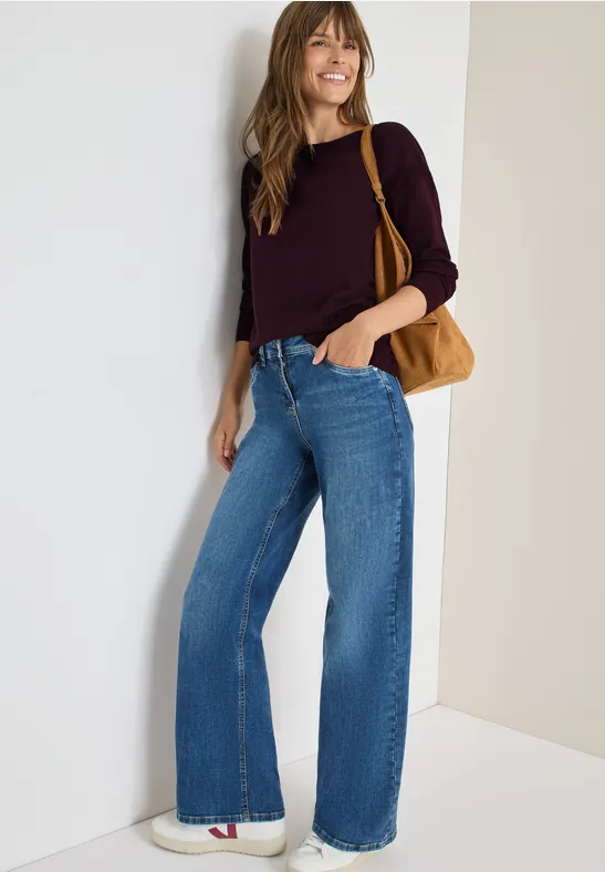 Feinstrickpullover mit U-Boot-Ausschnitt