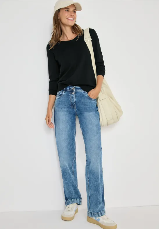 Kuscheliger Pullover mit V-Ausschnitt