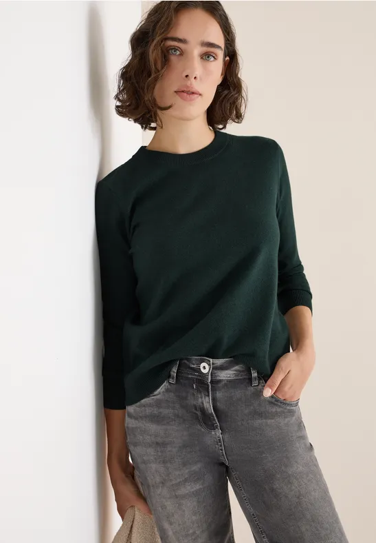 Kuscheliger Pullover mit V-Ausschnitt