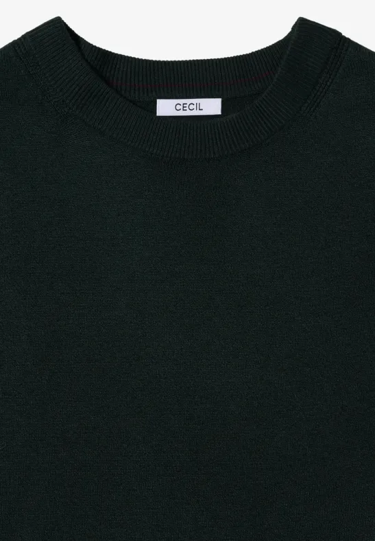 Kuscheliger Pullover mit V-Ausschnitt