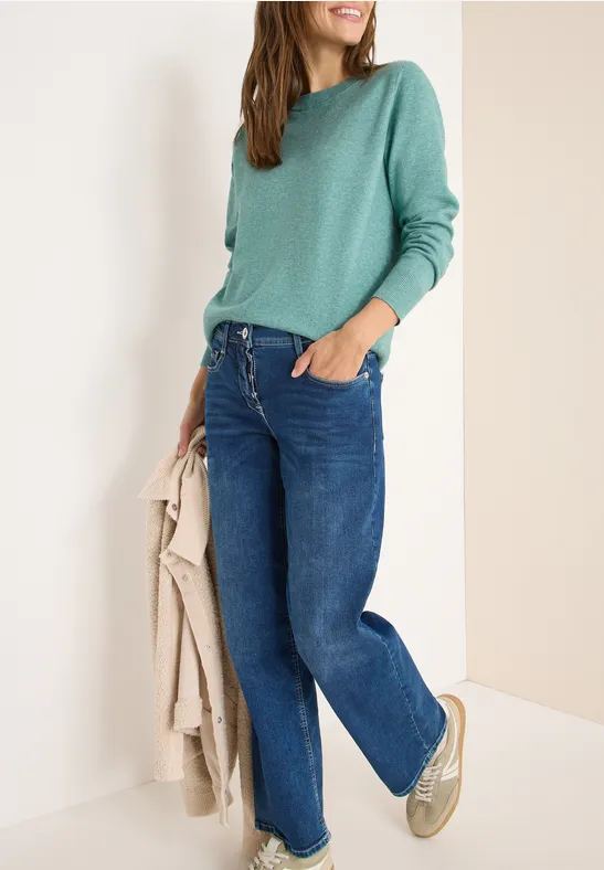 Kuscheliger Pullover mit V-Ausschnitt