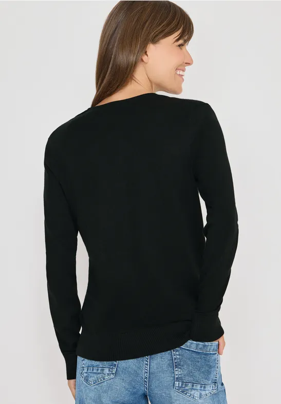 Kuscheliger Pullover mit V-Ausschnitt