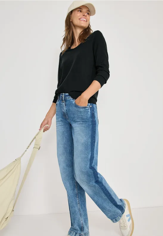Kuscheliger Pullover mit V-Ausschnitt
