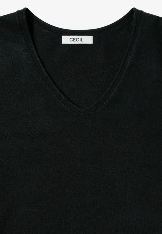 Kuscheliger Pullover mit V-Ausschnitt
